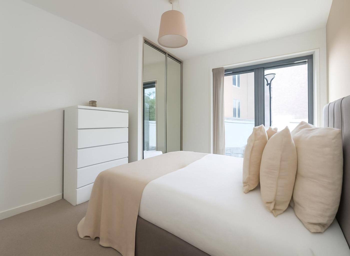 Limehouse Modern Flat Apartment