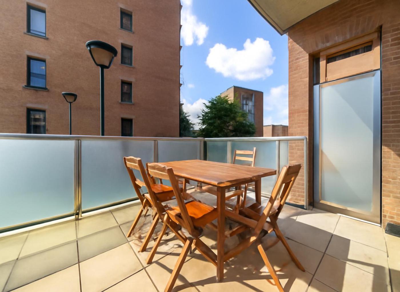 Apartment Limehouse Modern Flat London