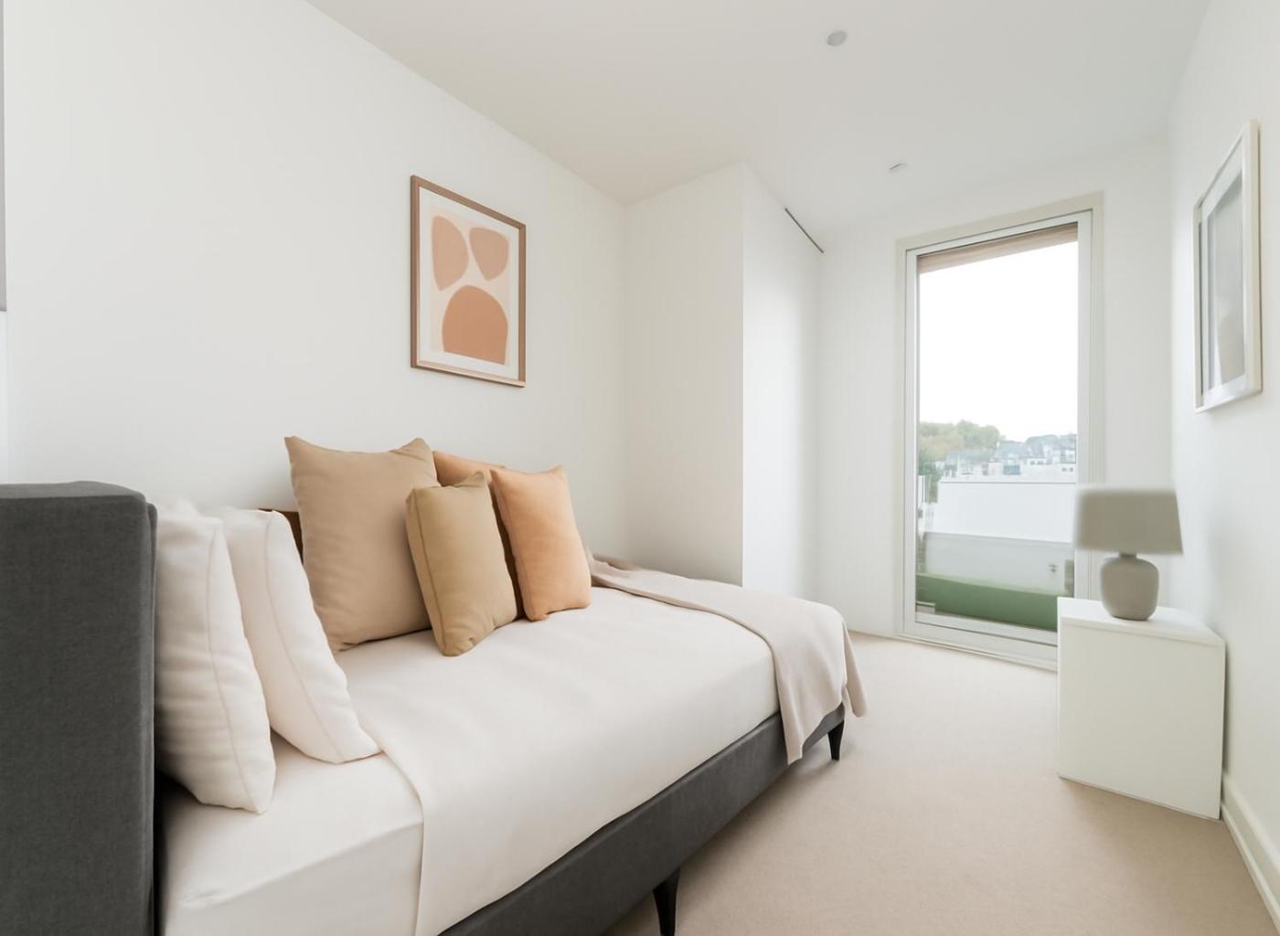 Limehouse Modern Flat London