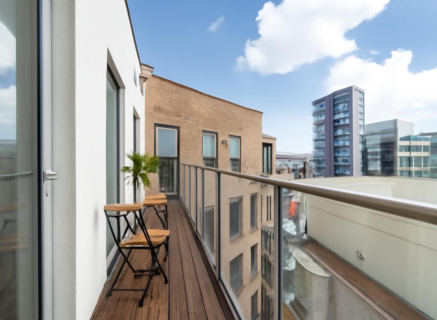 Limehouse Modern Flat London